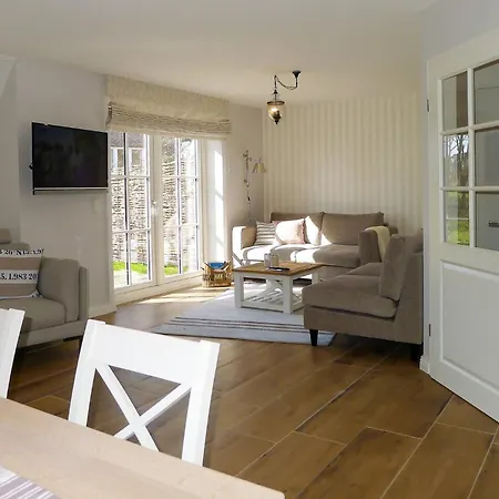 Hues Holiday home Goting